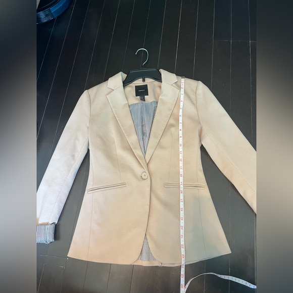 F21 Cotton Blazer with Pinstripe Lining - Picture 7 of 9
